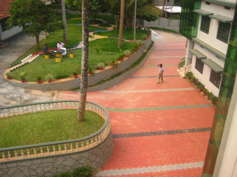 Misty Hills Hotel & Resorts Wayanad Exterior foto