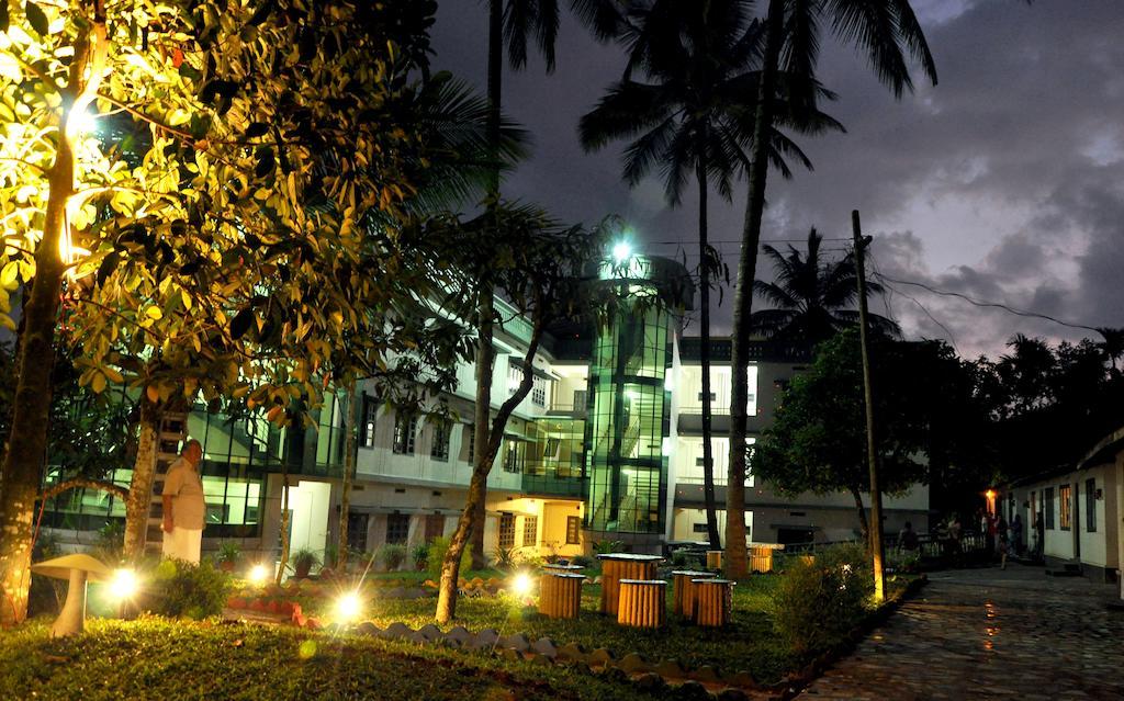 Misty Hills Hotel & Resorts Wayanad Exterior foto