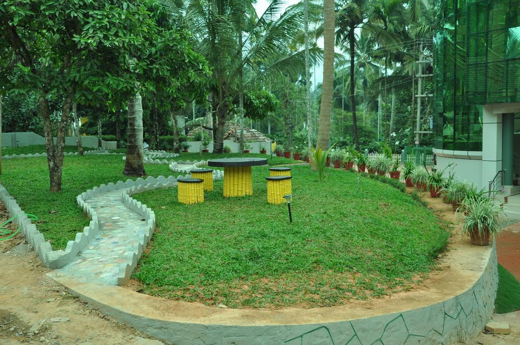 Misty Hills Hotel & Resorts Wayanad Exterior foto