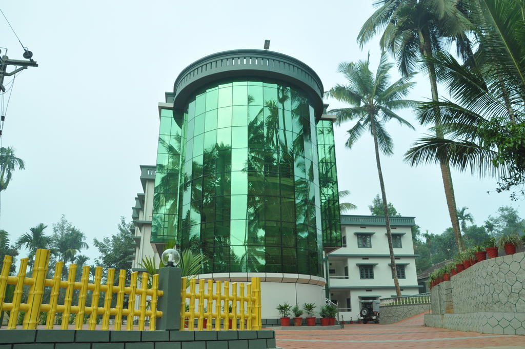 Misty Hills Hotel & Resorts Wayanad Exterior foto